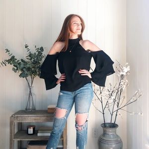 Ruffle Sleeved Halter Neck Blouse